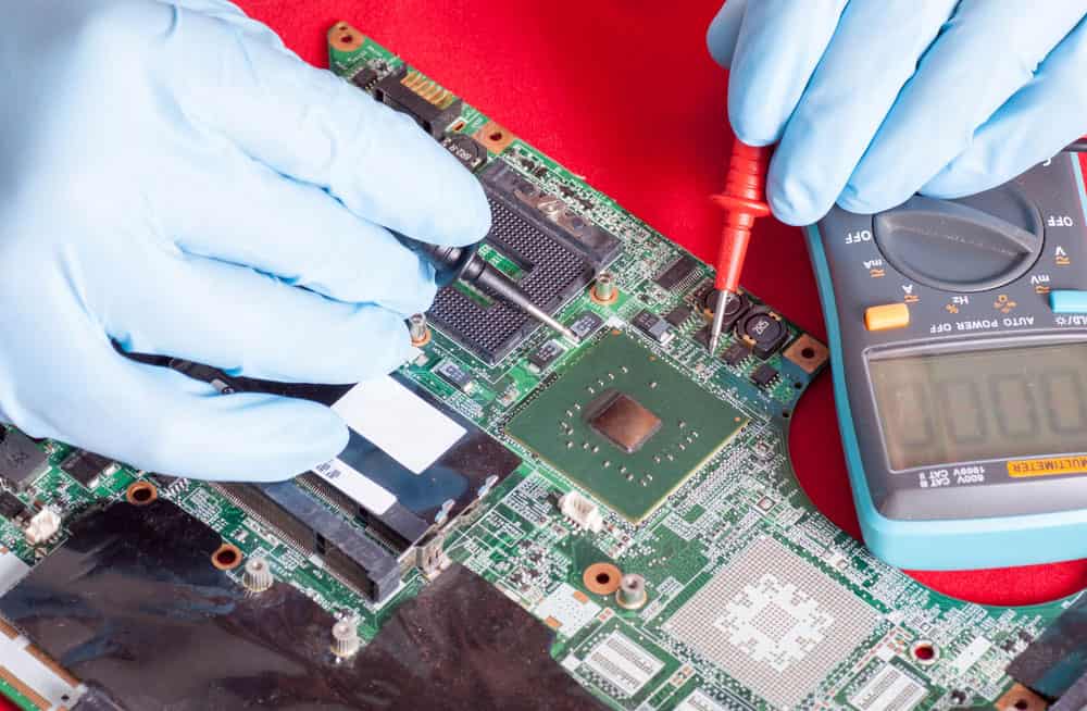 Circuit board testing during repair